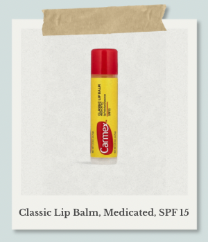 黄色いパッケージのCarmexクラシックリップクリーム