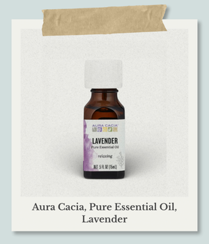 オーラカシアのラベンダー精油(15mlボトル)。ラノリンの獣臭対策に使用するアイハーブ購入品。